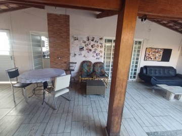 Sobrado - Venda - Parque São Benedito - Pindamonhangaba - SP