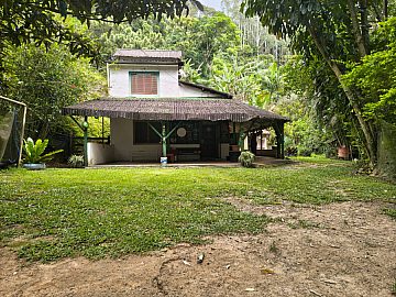 S�tio produtivo de �tima localiza��o � venda em Piquete-SP