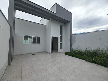 Casa rec�m constru�da no bairro Pit�u, Cachoeira Pta-SP